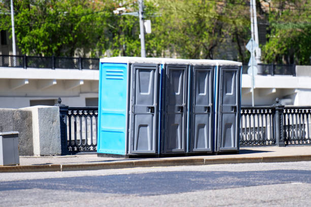 Best High-end porta potty rental  in Holton, KS